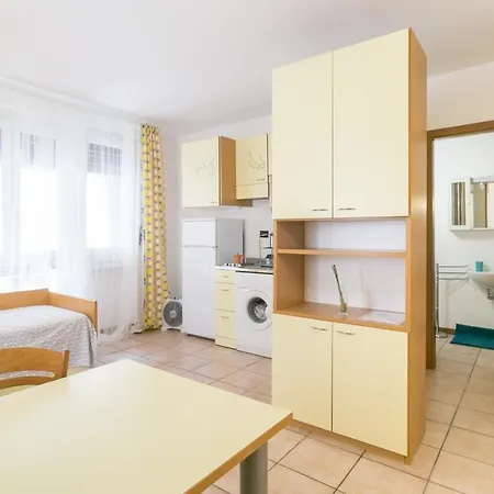Cozy Studio Apartment *