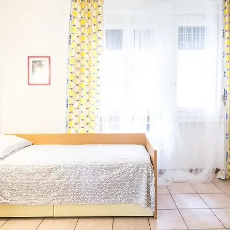 Cozy Studio Апартаменты *